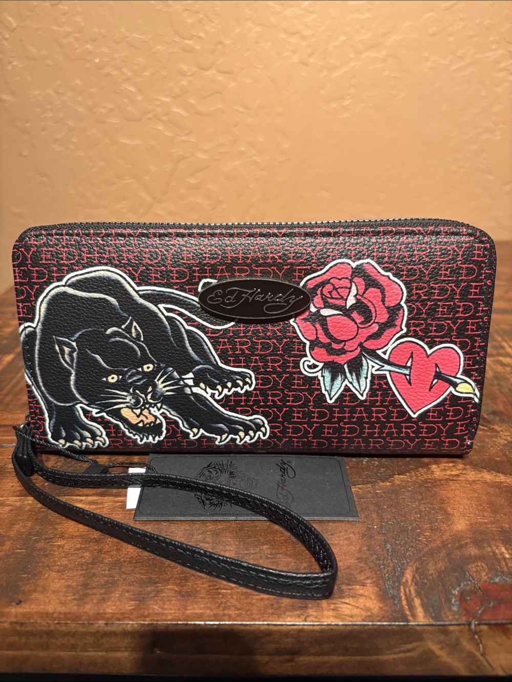 Ed Hardy NWT Black & Red  Panther Rose Heart Zip Wallet/Wristlet MSRP $39
